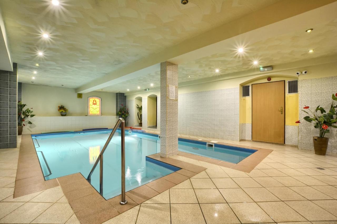 Hotel Krysztal Świeradów-Zdrój Eksteriør billede